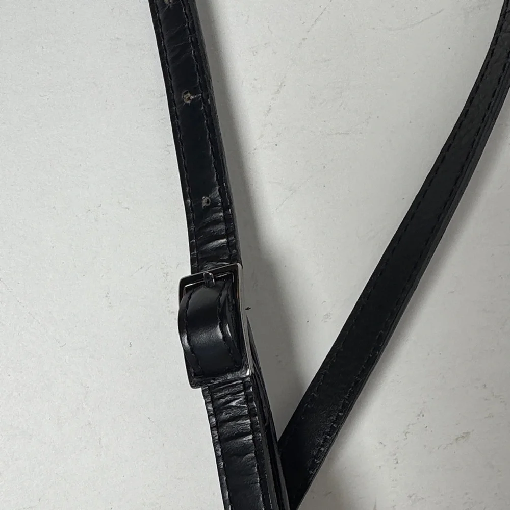 TANO Vintage 90s Minimal Sleek Black Pebble Leather Adjustable Crossbody Bag - Picture 16 of 16